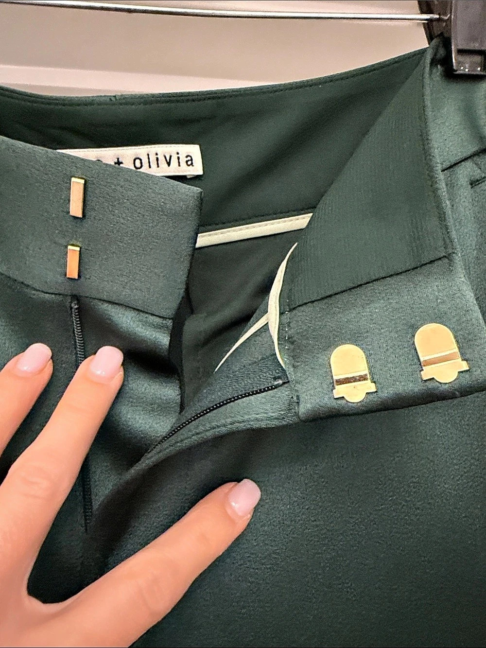 Alice + Olivia Nessi Satin Wide Leg Pants Green - Worn once - Picture 4 of 6